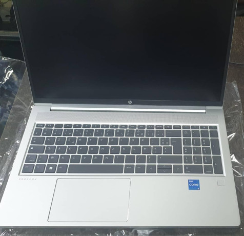 ordinateur-portable-hp-core-i5-big-0